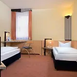 温德姆哈雷tryp酒店 3* Halle (Saale)