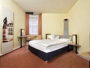 Tryp By Wyndham Halle Отель 3*