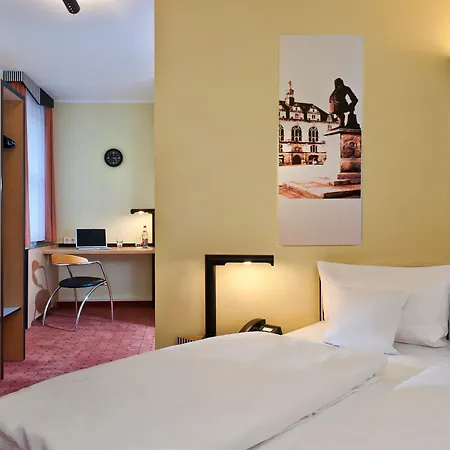 Tryp By Wyndham Halle