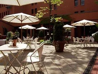 Tryp By Wyndham Halle