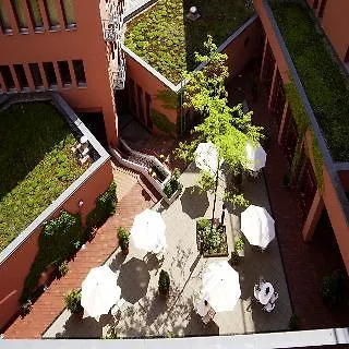 Tryp バイ ウィンダム ハレ