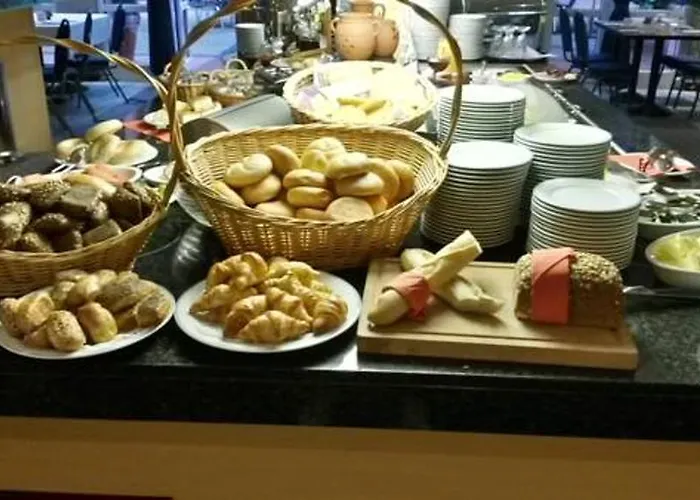 Tryp バイ ウィンダム ホテル 3*